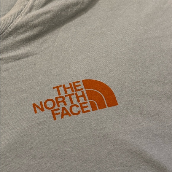 The North Face Blue T-Shirt - Picture 2 of 5